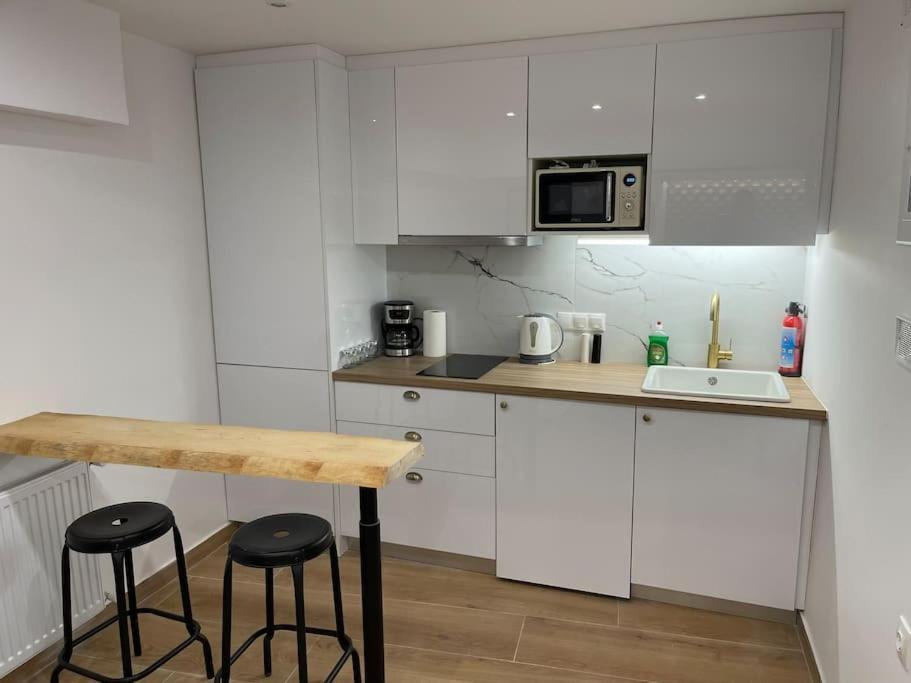 Apartament Hideaway Boutique Ateny Zewnętrze zdjęcie